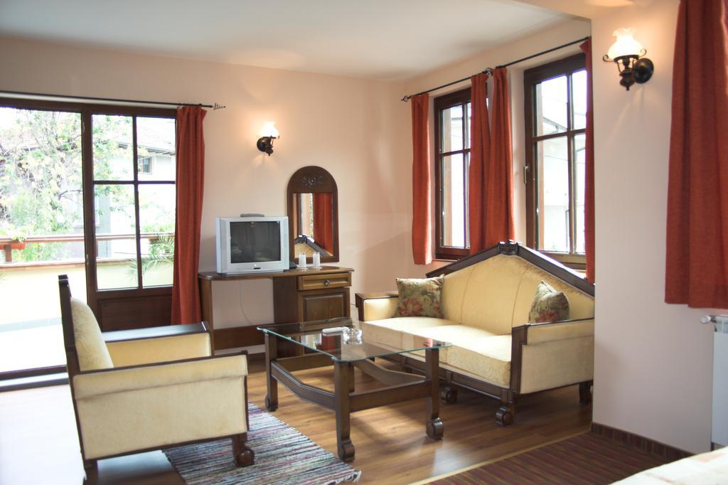 Hotel Old Times Asenovgrad Pokoj fotografie